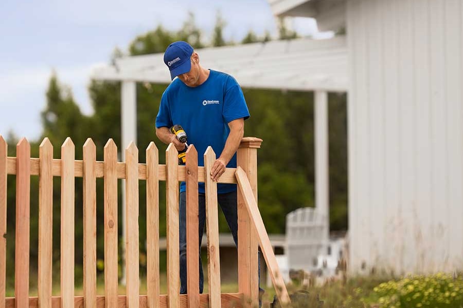 How to repair home fence easily – Best fence repairing tips in 2021