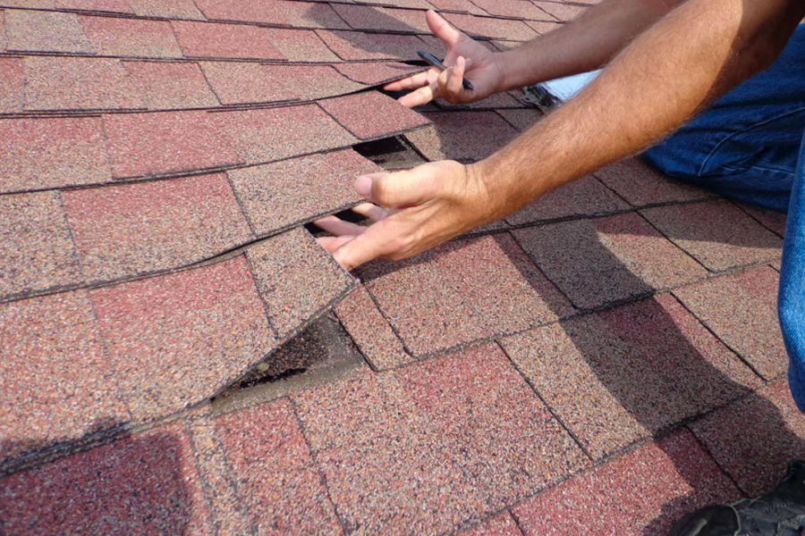 Factors Need to Be Considered While Roof Repair or Replacement