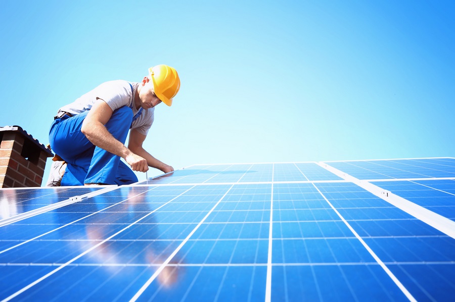 How to Choose a Solar Company for Your Home