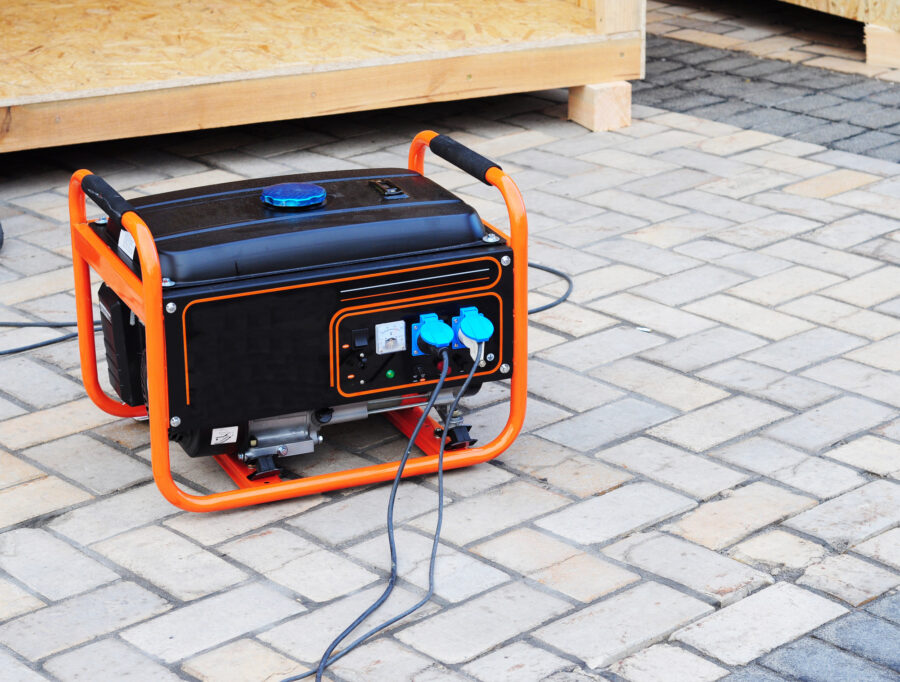 Going Green: The Benefits of Portable Solar Generators