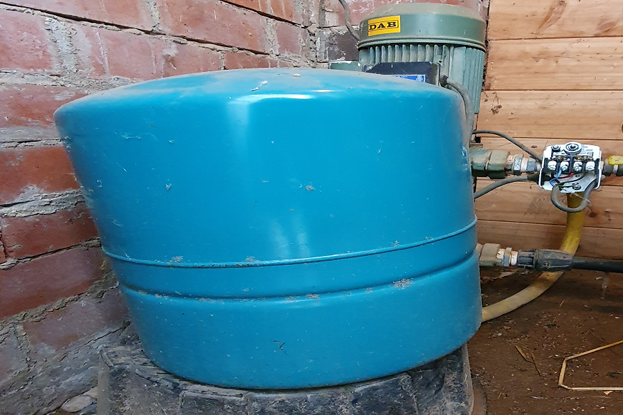 5 Signs You Need a New Water Pressure Tank