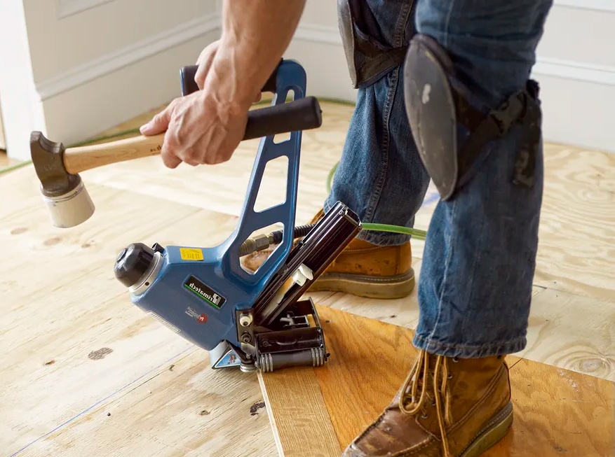 How to Nail Down Hardwood Floor Panels for Installation