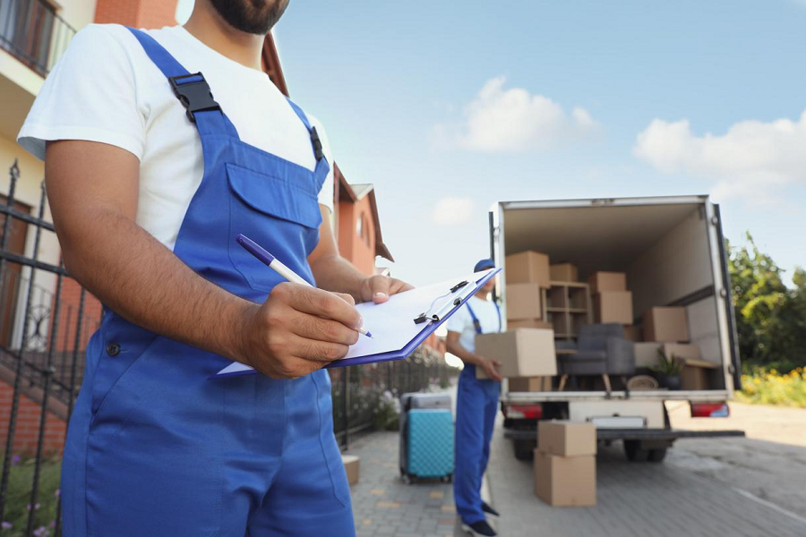 Why Should Small, Last-Minute Moves Be Shipped by Air?